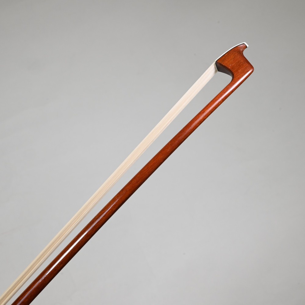 T. SUGITO Advanced Violin Bow, 4/4, Japan - Select Pernambuco