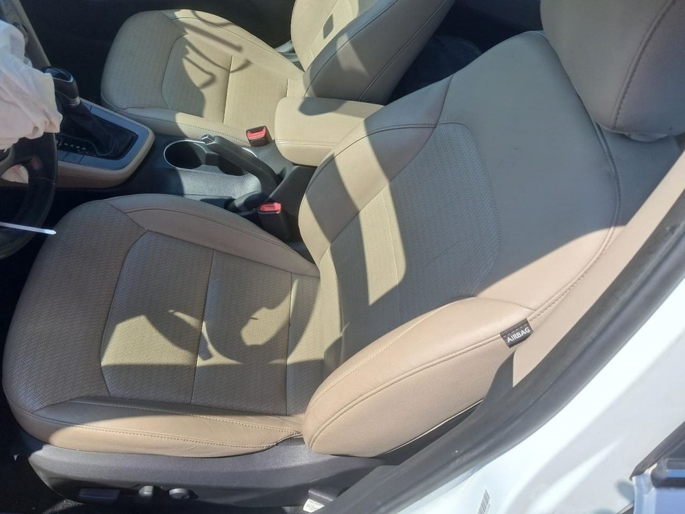 ELANTRA 2017 Glove Box 4797969