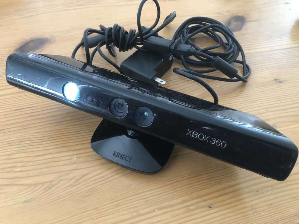 Microsoft Xbox 360 Kinect Sensor Bar Model 1414 With USB Cable No Adapter