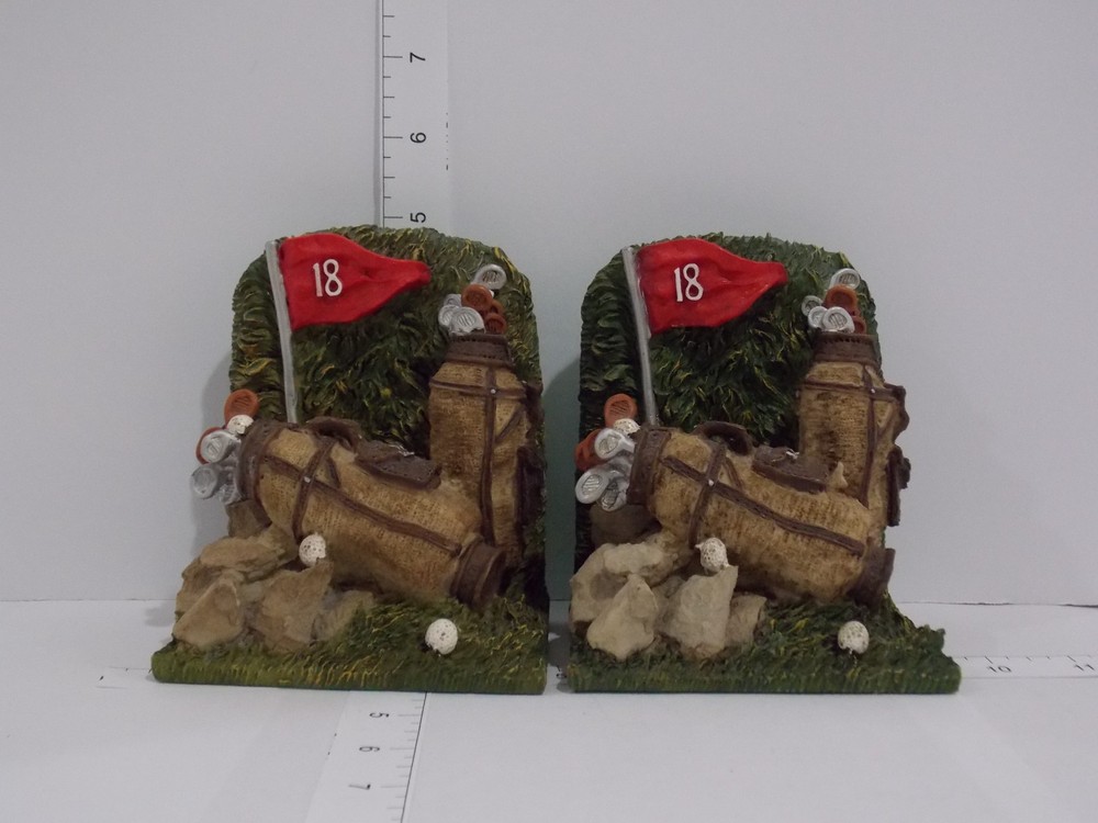 Golf Course 18th Hole Bookends Pair – Sports Decor