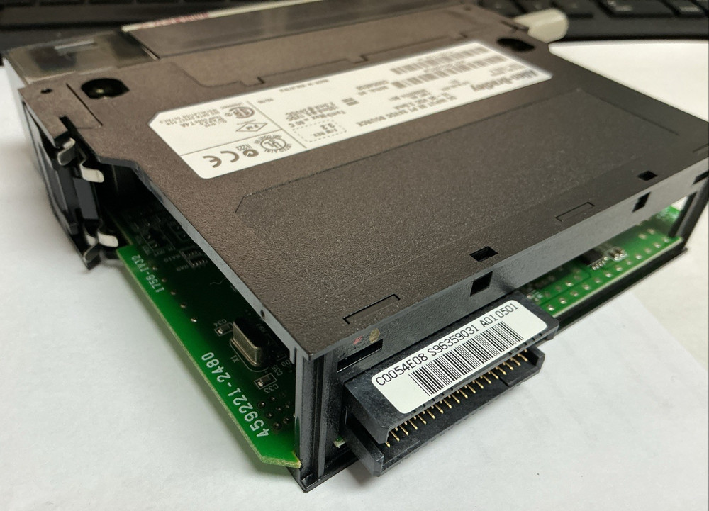 Allen Bradley 1756-IV32/A ControlLogix DC INPUT 32 Pt 24VDC Source Module