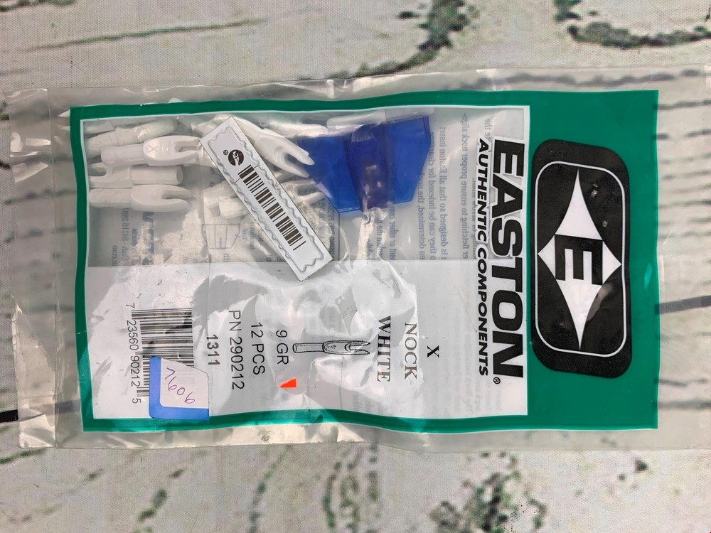 Nocks White Pack of 12