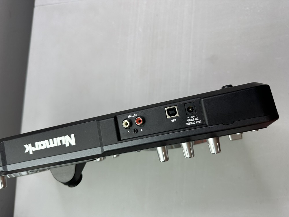 Numark DJ Controller iDJ3, USB iPod Dock Auto Loop Black Color, TESTED, No Cords