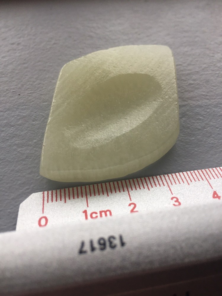 Healing Worry Stone Cream Light Color