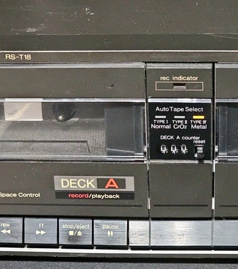 Technics RS-T18 Stereo Dual Cassette Deck.