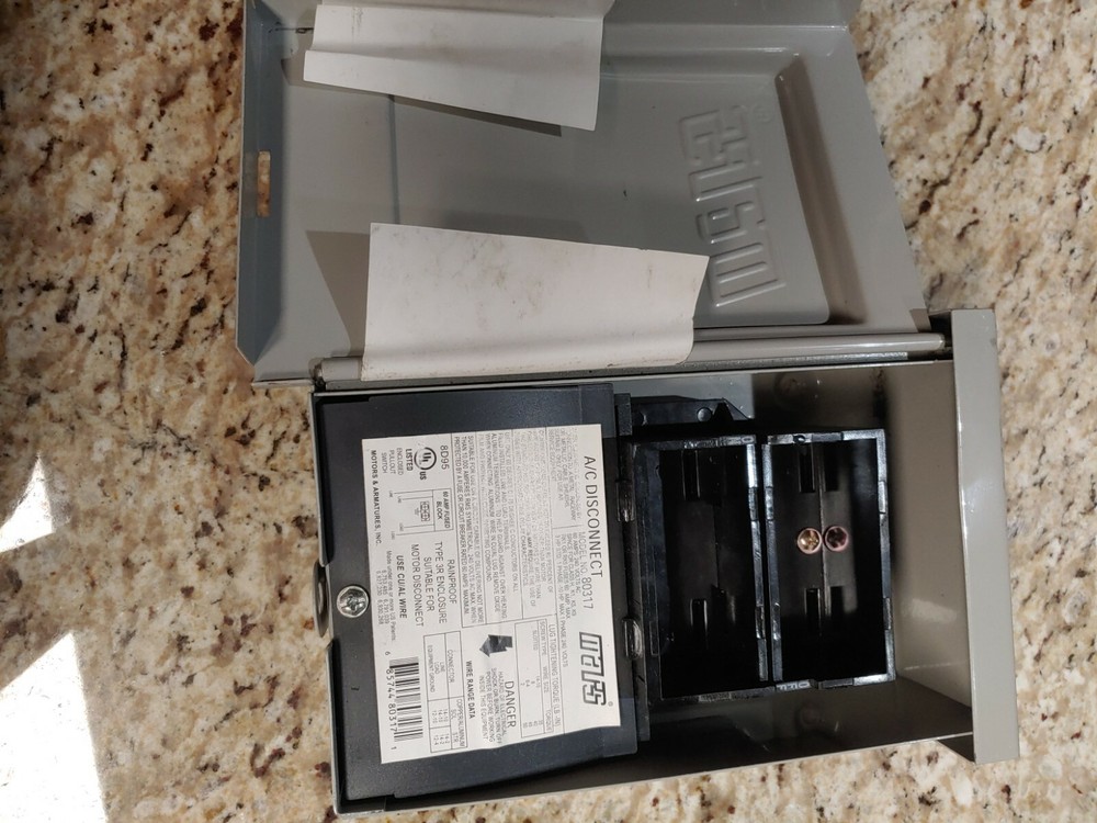 MARS 80317 60A FUSIBLE DISCONNECT SWITCH
