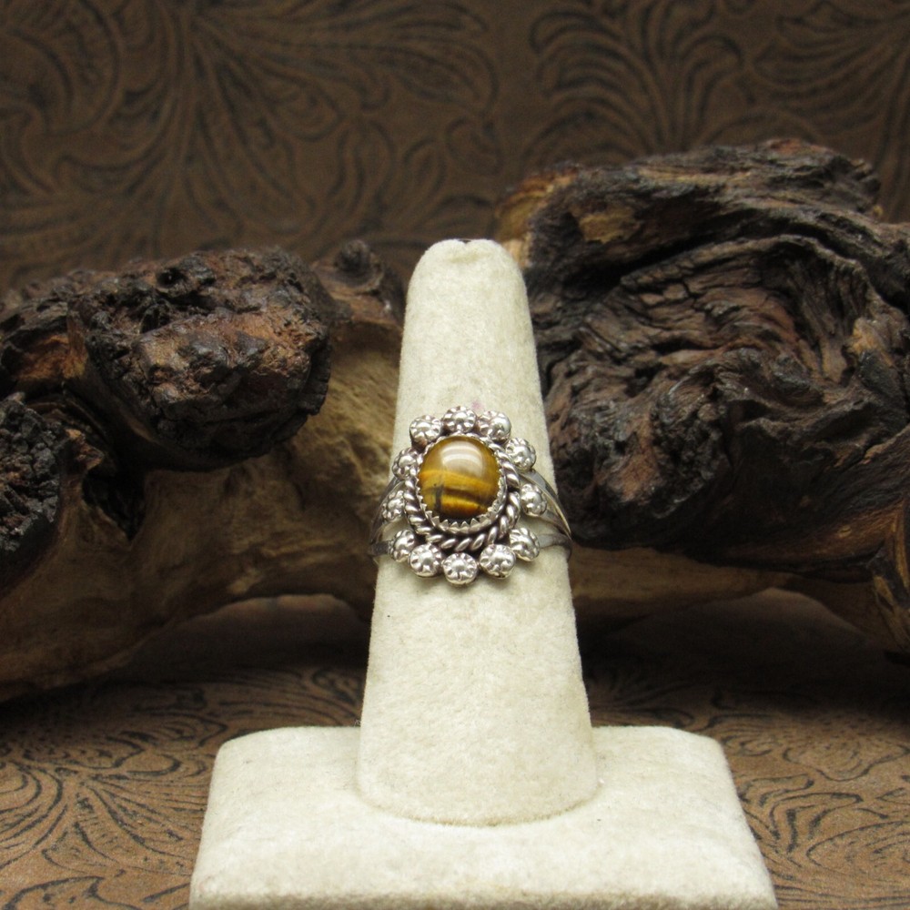 *Sterling Silver Oval Tiger's Eye Ring Size 8.25
