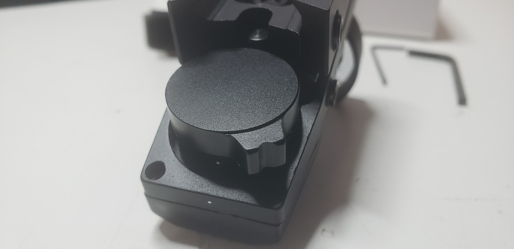 Red Dot Reflex Sight 20mm Rail Mount Adjustable Brightness w/ Tools & Box