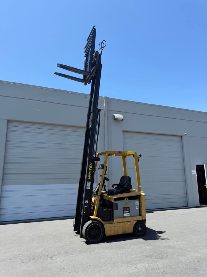 Hyster E60Z 6000LBS Forklift with CASCADE Multiple Load or Single-Double Pallet