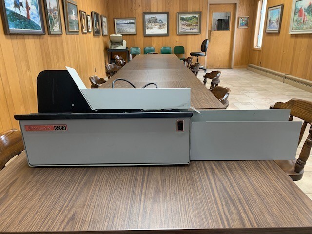 Letter Opening Machine Martin Yale 6200- powers on