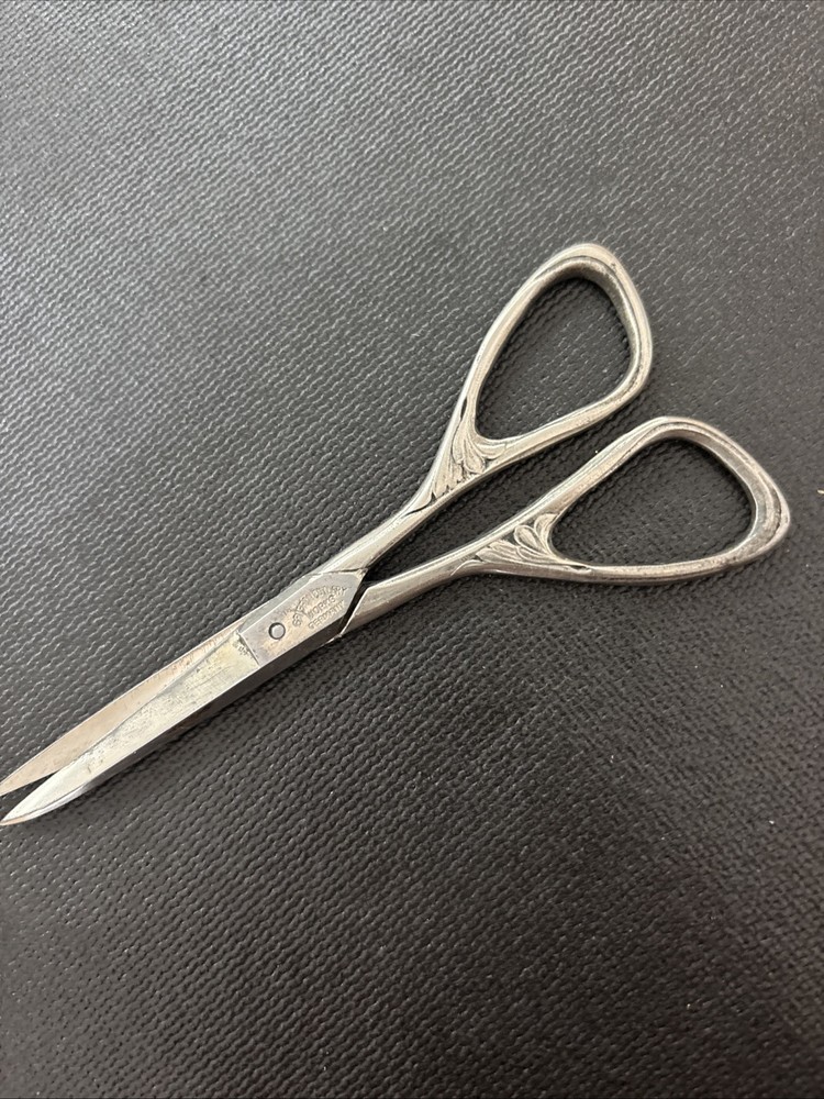 Vintage Griffon Cutlery Works Scissors Made In Germany 5”- Scroll Work! Sharp!