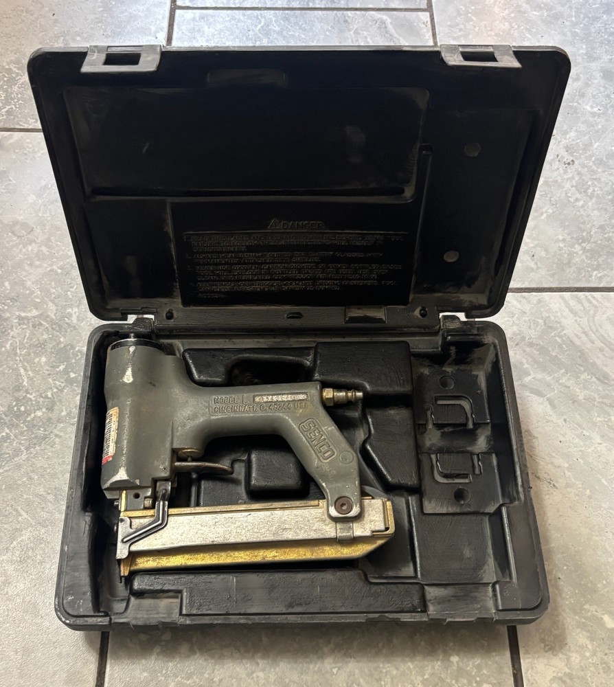 Senco Model L Pneumatic stapler with case