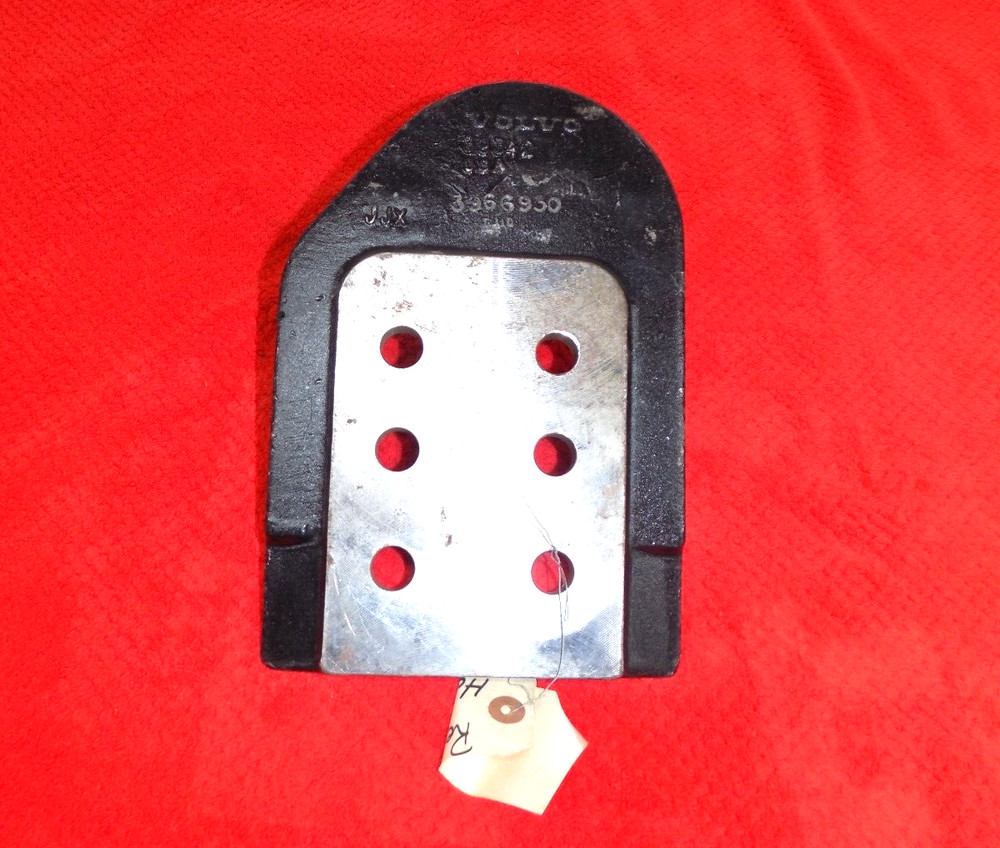 GENUINE VOLVO Engine Mount 3966930 39342-A1200089-008