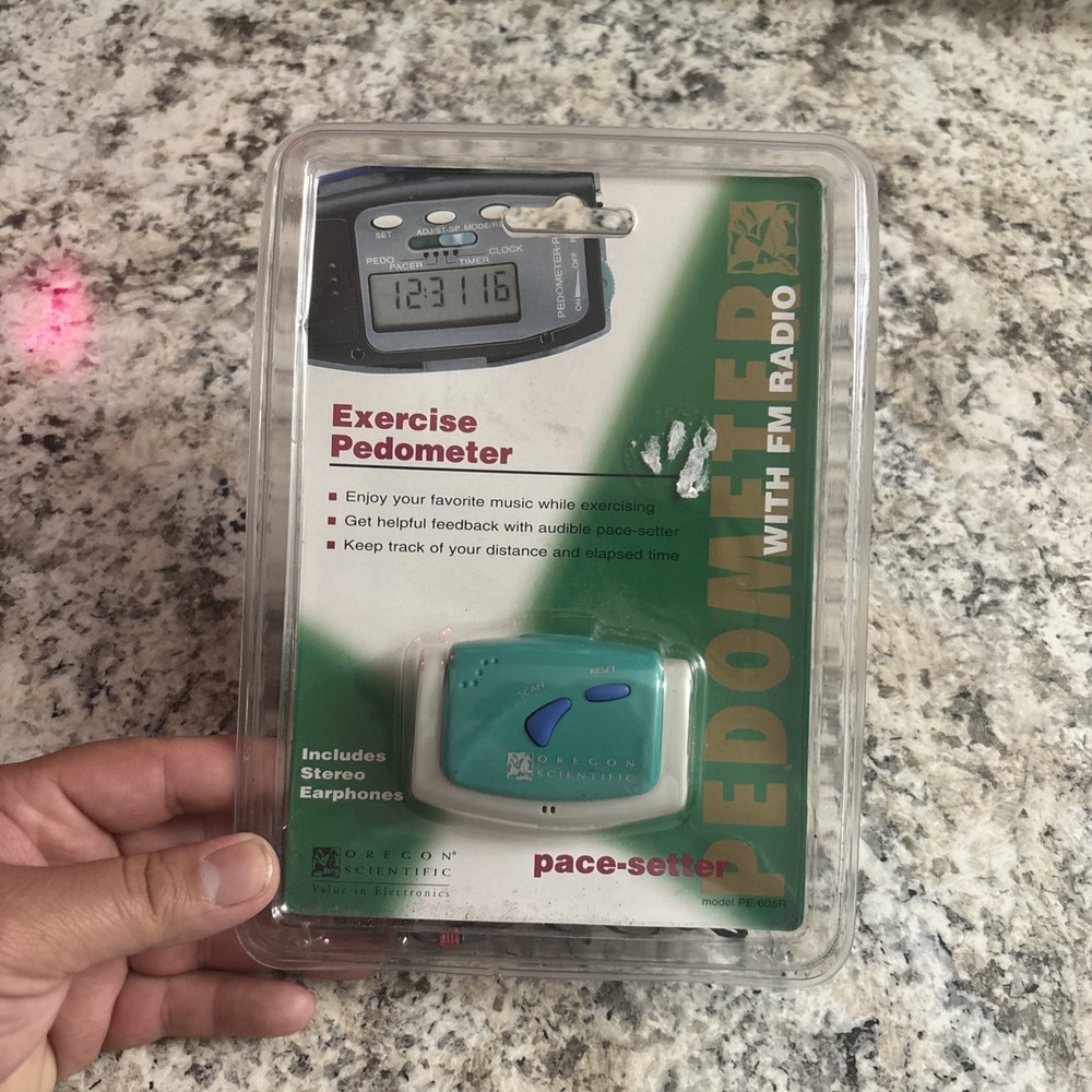 New Exercise Pedometer Oregon Scientific Pace-Setter PE-605R