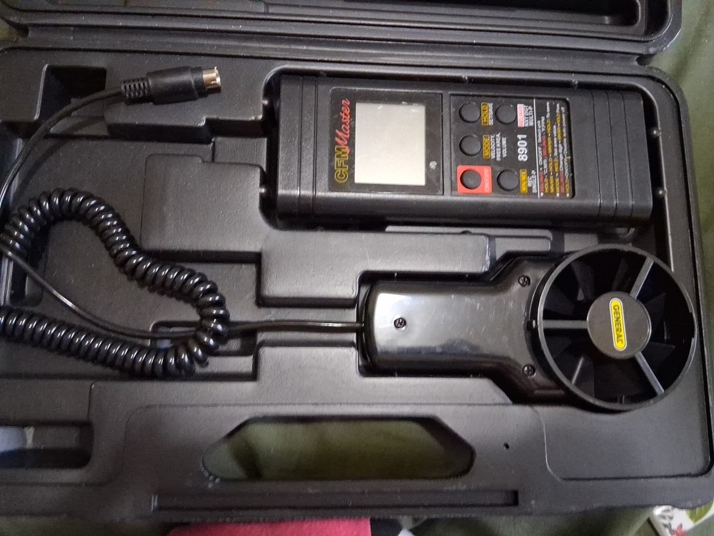 CFM Master 8901 Thermo Anenometer