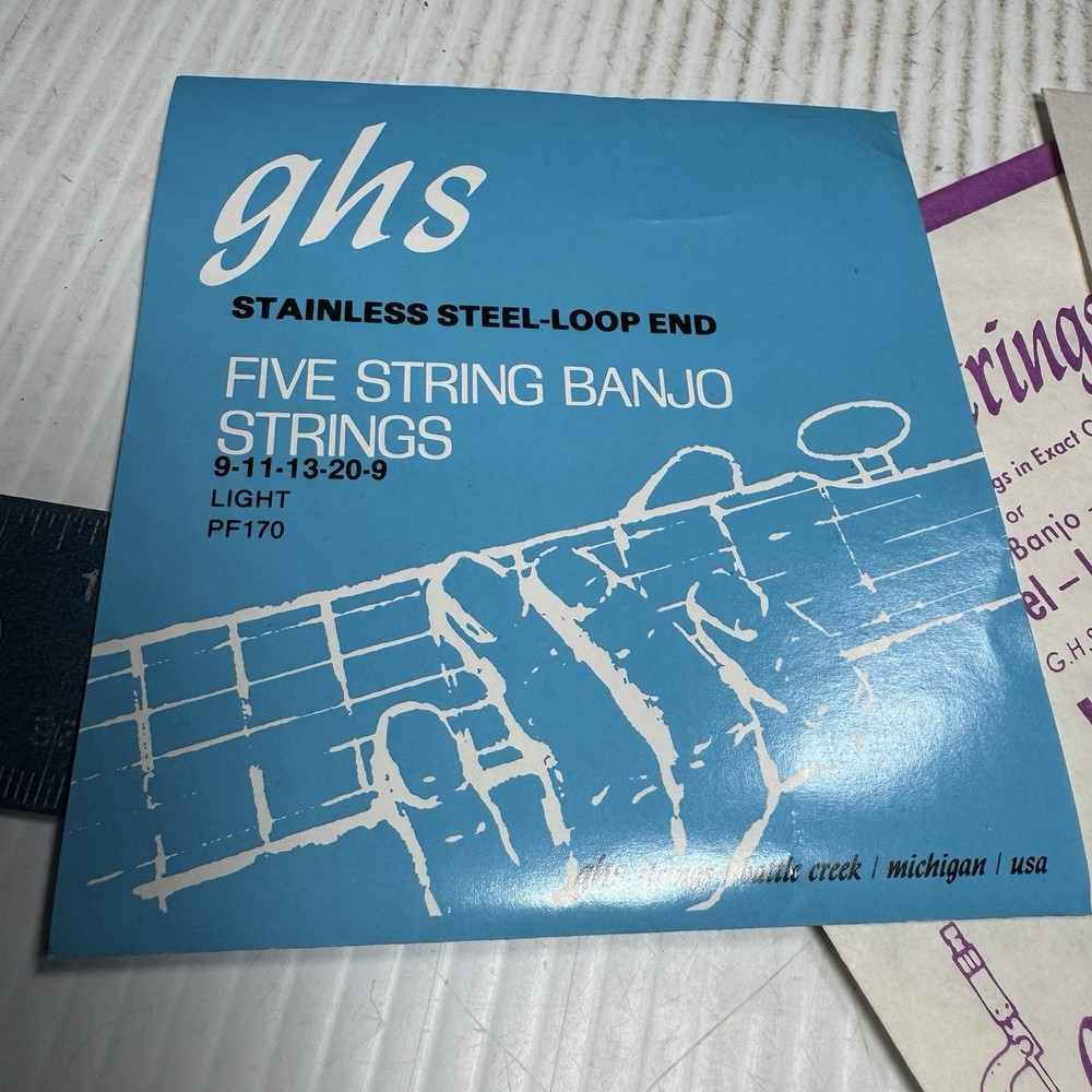 GHS 5 String Banjo String Set Stainless Steel Strings (missing 1 L09 String)