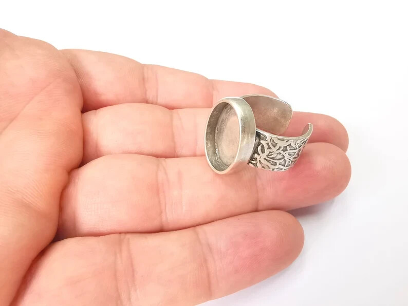 Oval Ring Blank Base Bezel Setting Antique Silver Adjustable 18x13mm G28606