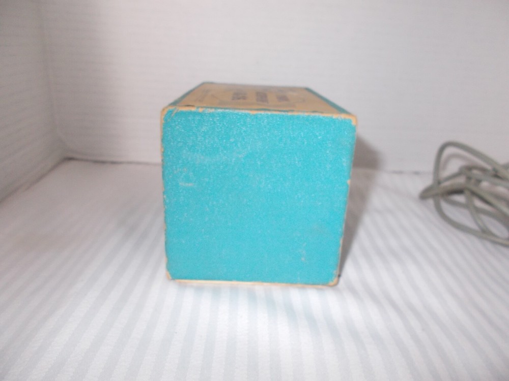 Vintage ARGONNE Dynamic Microphone AR-16 - Nice condition - UNTESTED -