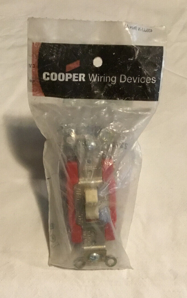 Cooper 2223V Ivory 3-Way Switch 20A 120/277V Back & Side Wire