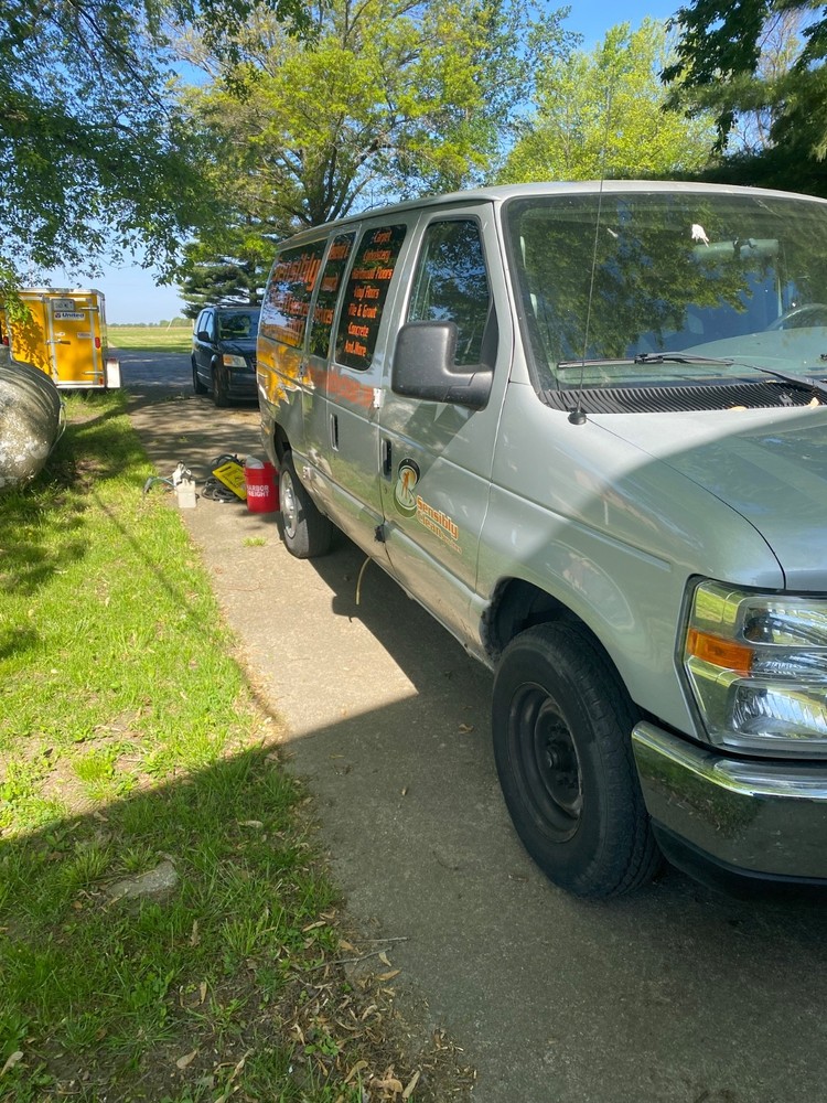 Carpet cleaning van with hydromaster 318