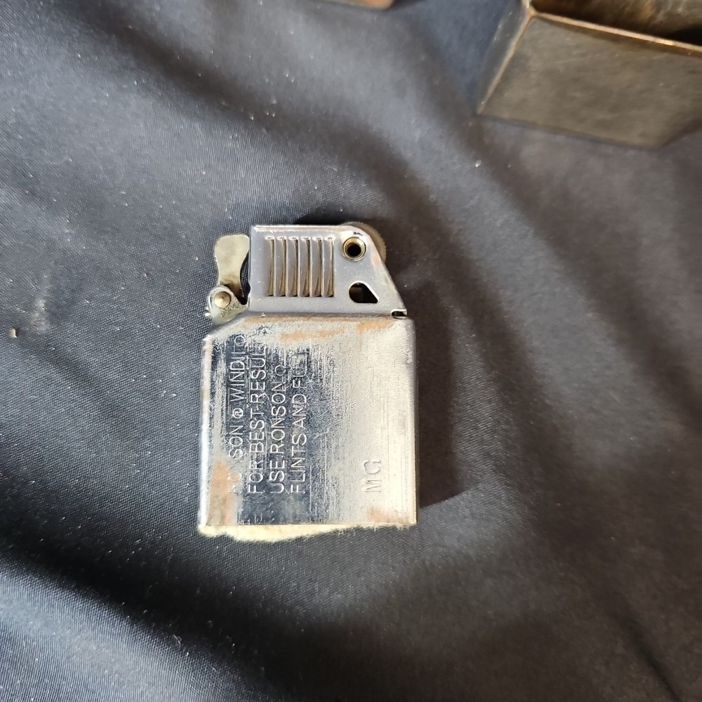 Ronson Wind II Cigarette Lighter Vintage Rare Collectible