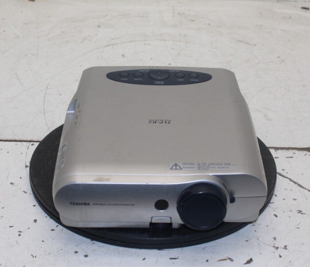 Toshiba TLP-B2U 3LCD Data Projector