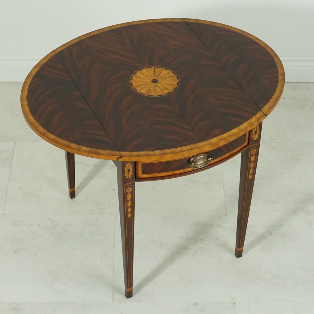 Hepplewhite Mahogany drop leaf side accent Table with Inlay Hand Made