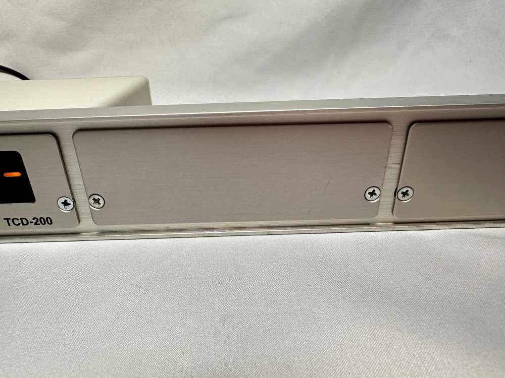 Masterclock TCD-200 Time Code Driven Clock w/Rack Mount