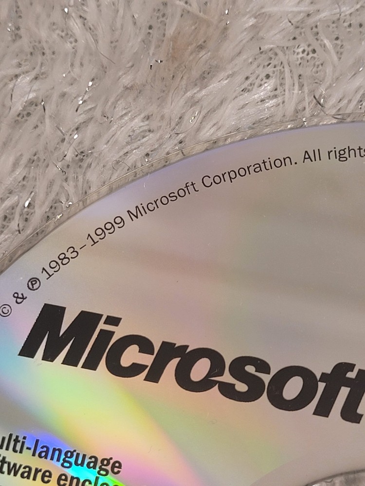 Vintage Microsoft Office (1983 - 2002) Variety Software CDs (No Cases)