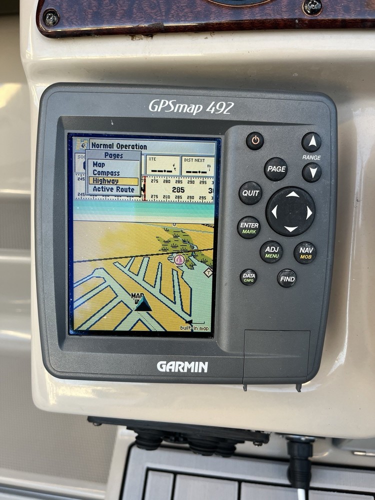 GARMIN GPSMAP 492 GPS/PLOTTER