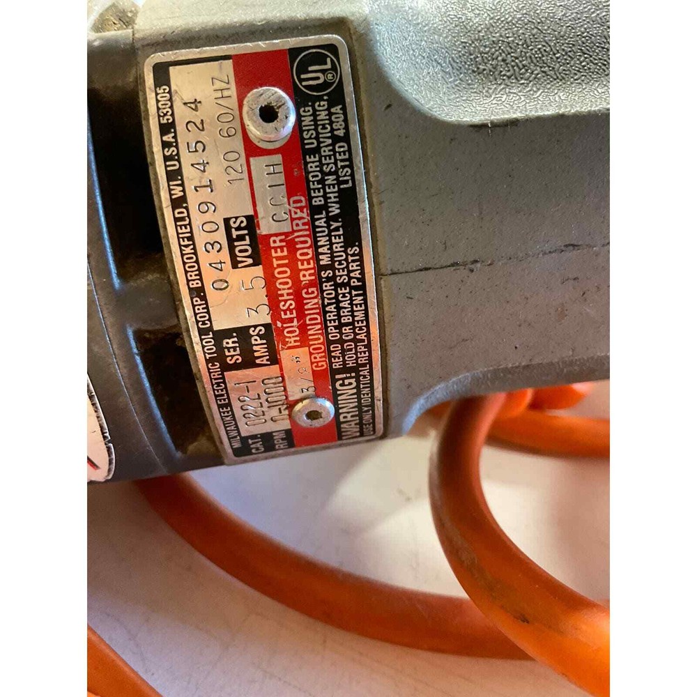 Milwaukee 3/8 Hole Shooter with Chuck