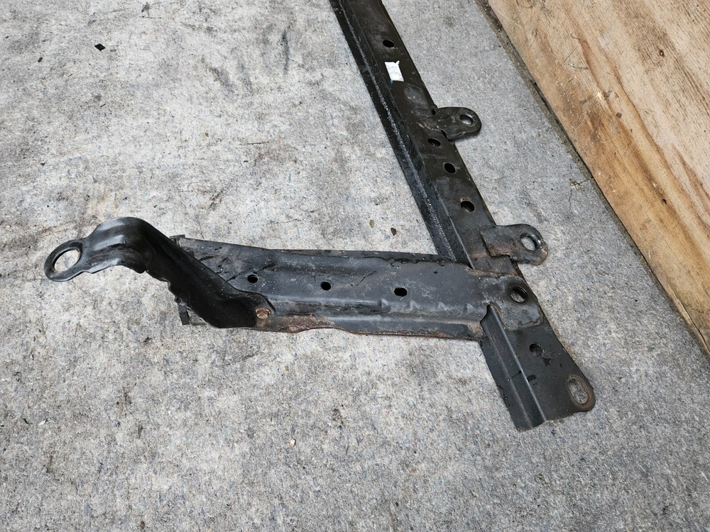 2013-2020 RENAULT CLIO MK4 FRONT SUBFRAME ENGINE CRADLE 0.9 PETROL MANUAL