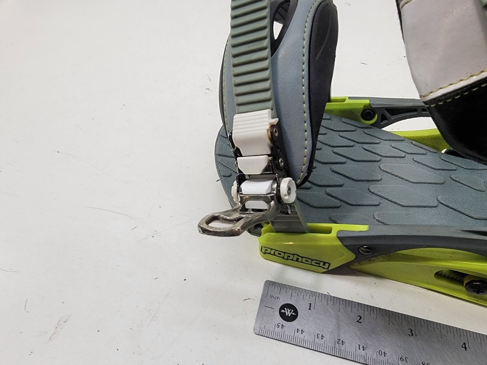 BURTON PROPHECY SNOWBOARD BINDINGS SMALL