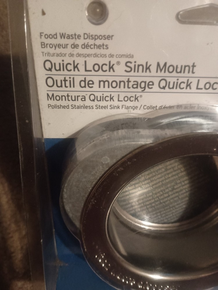 Insinkerator QLM-00 Quick Lock Sink Mount Flange Garbage Disposal Kit