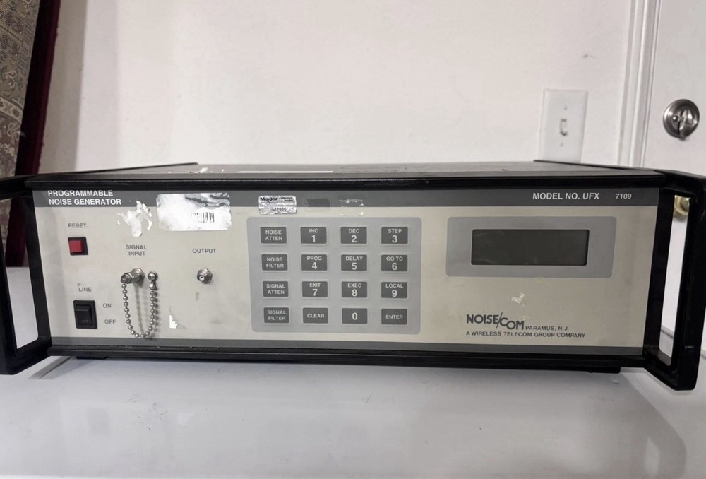 NoiseCom UFX7109 Programmable Noise Generator