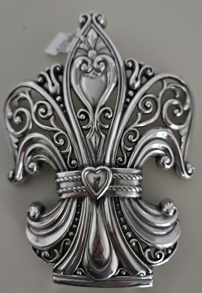 Brighton Nightlight HT100 Fleur de Lis Hearts Night Light Cover Base Silver