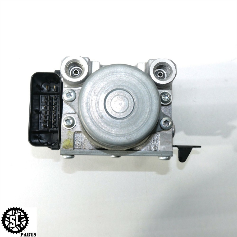 13-17 TRIUMPH DAYTONA 675 ABS BRAKE PUMP MODULE