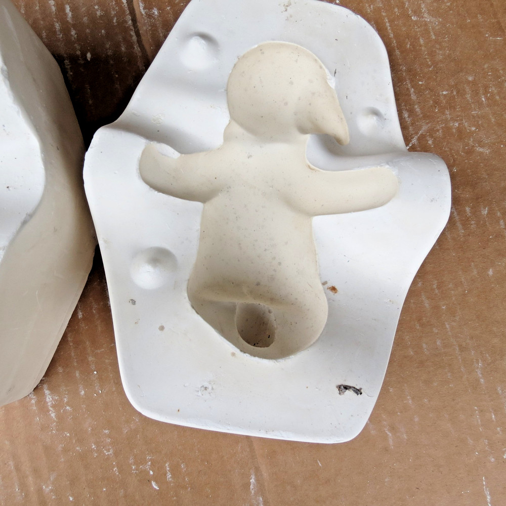 Unbranded Vintage Ghost Slip Mold C-461
