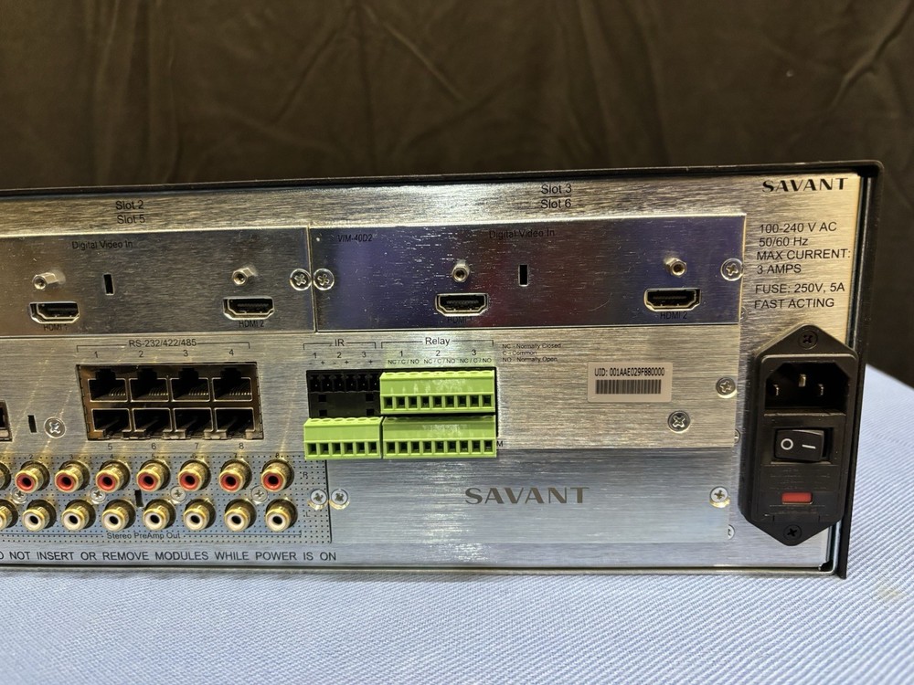 SAVANT SMARTMEDIA PRO CHASSIS SSP-0600-00 With Modules Installed