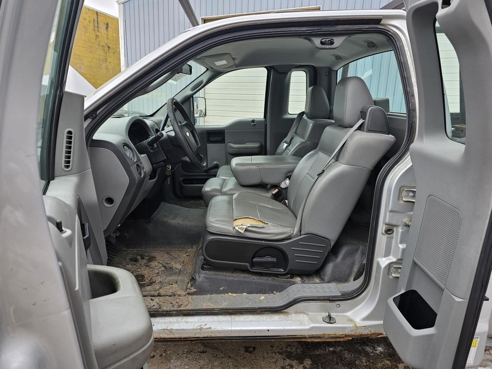 F150 2007 Headrest 2418480