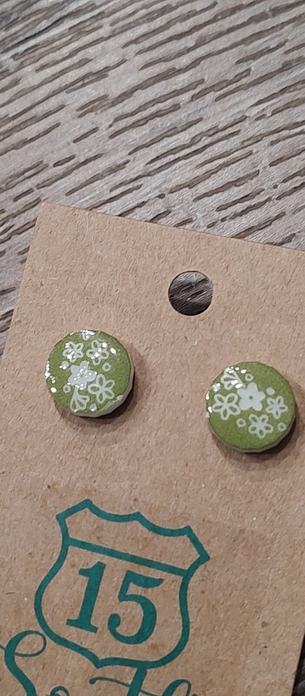 Vintage style spring blossom round stud earrings/vintage inspired studs /Kitchen