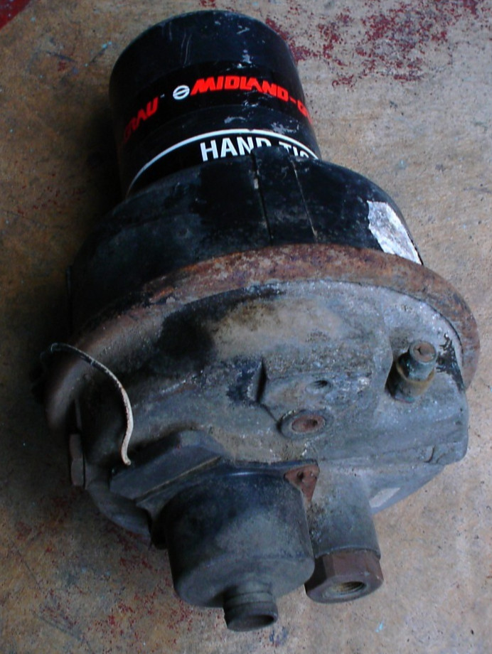 Midland-Grau Filter & Brake System Air Dryer Unit w/ Mounting Bracket