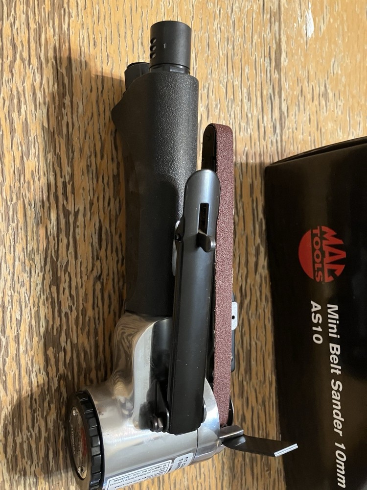 Mac Tools Mini Air Sander As10