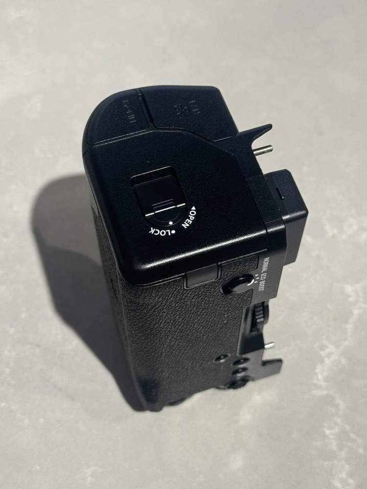 Fujifilm Ft-XH File Transmitter / Battery Grip