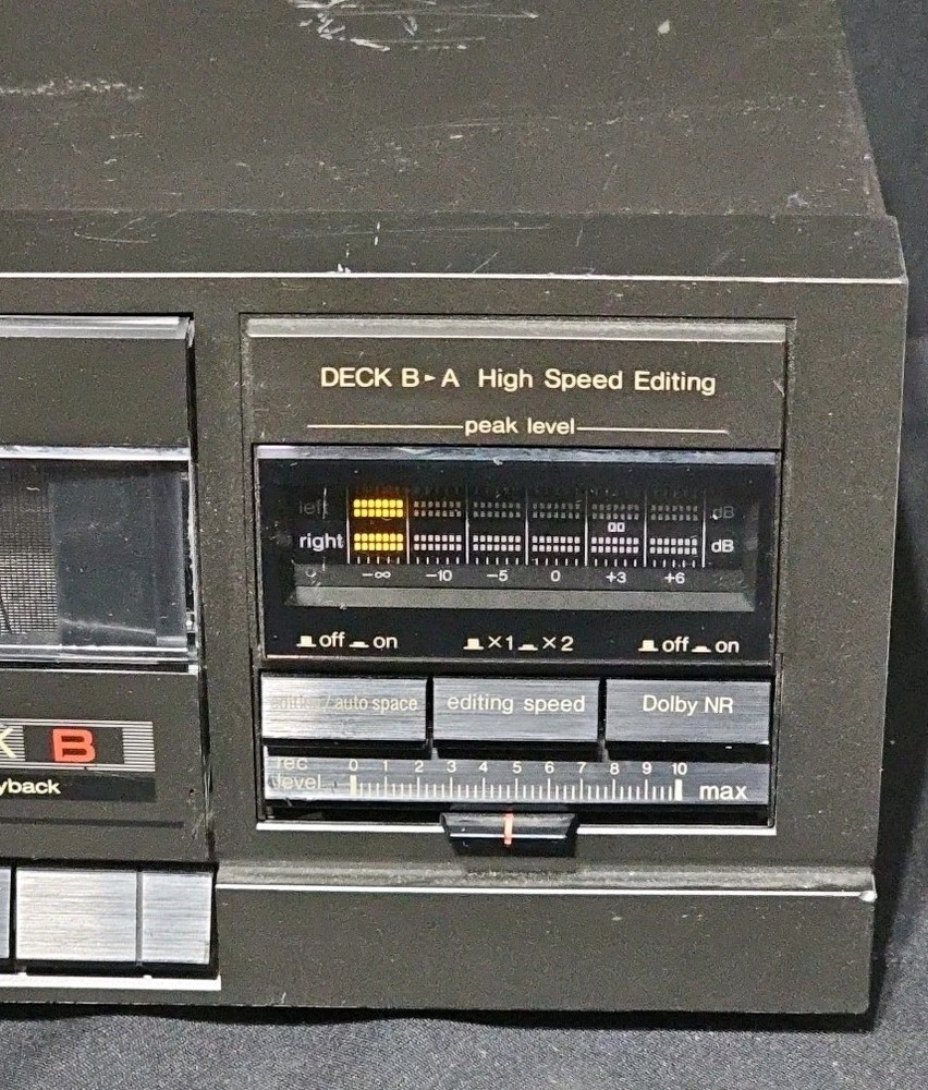 Technics RS-T18 Stereo Dual Cassette Deck.