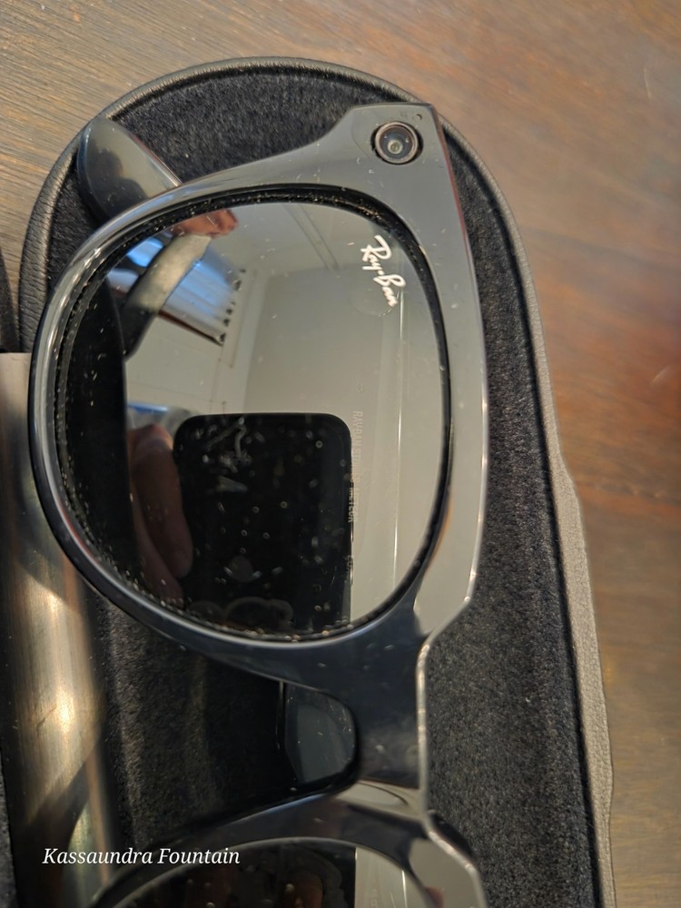 rayban smart glasses with camera 1st generation