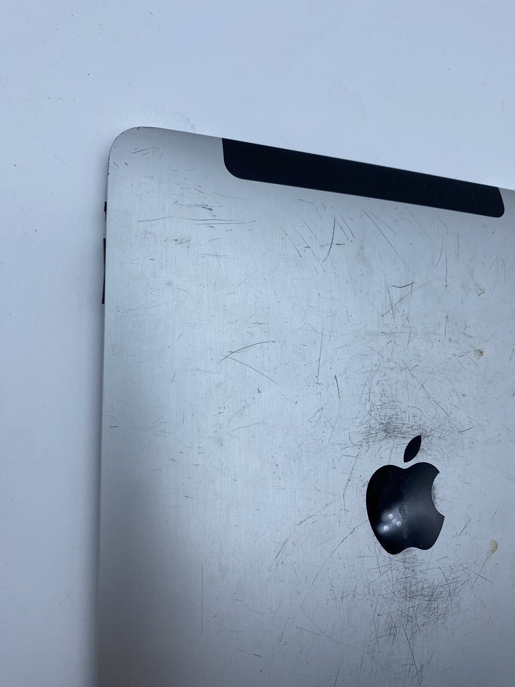 Apple iPad 1st Generation Model  A1337 32GB