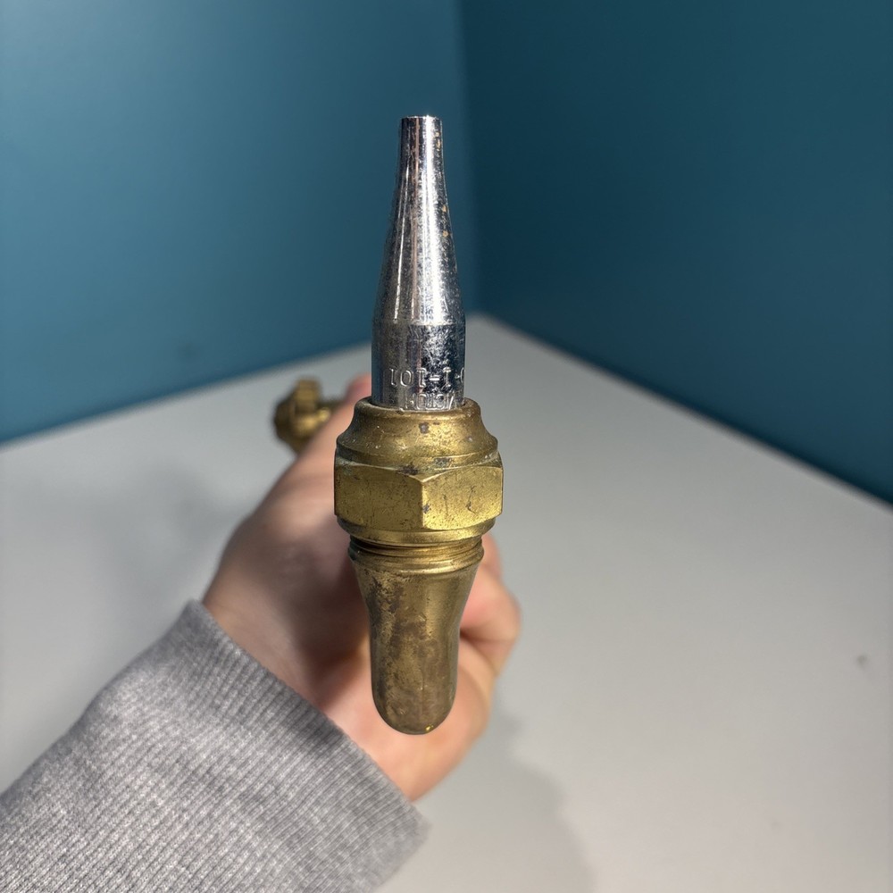 Victor Oxygen Acetylene Cutting Welding Torch Model CA1050