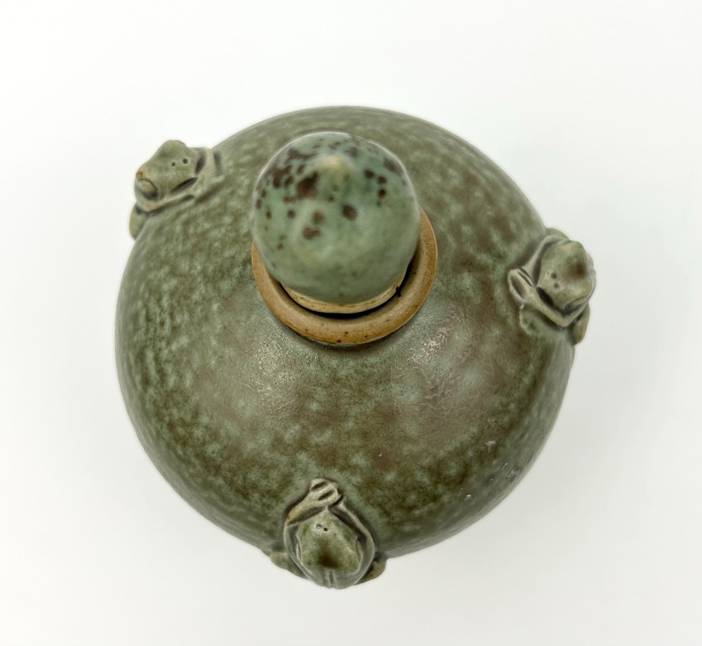 Small Celadon Green Studio Art Pottery Jar Tree Frogs Gorgeous