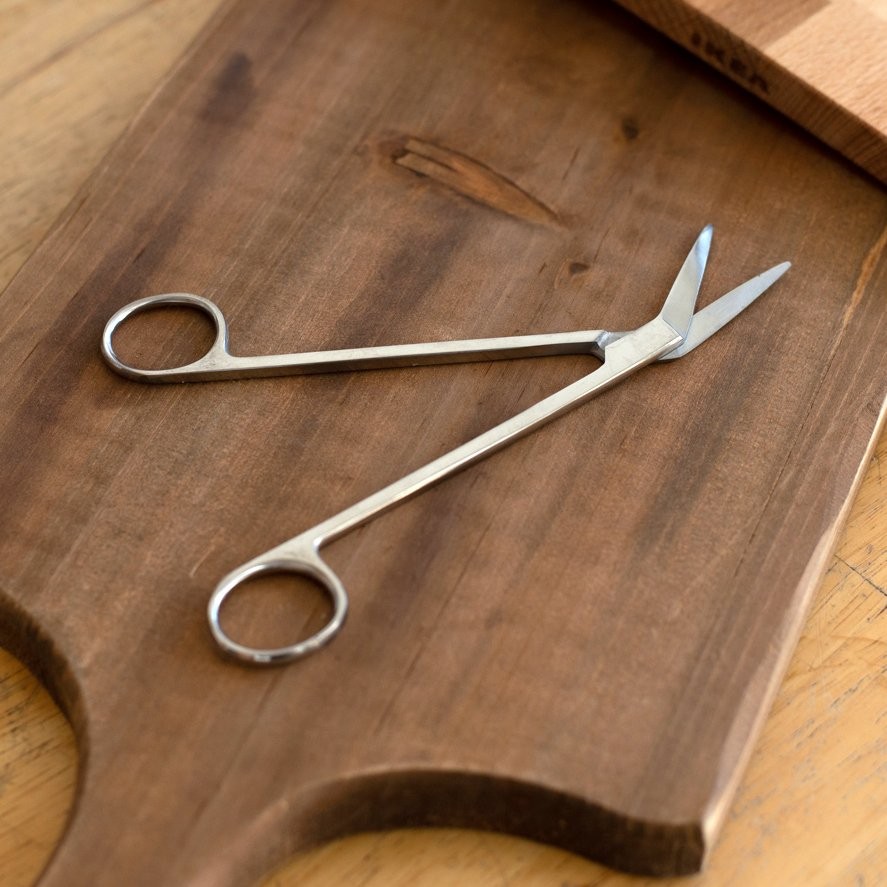 Stainless Steel Angular Scissor 4.5 inch Compact